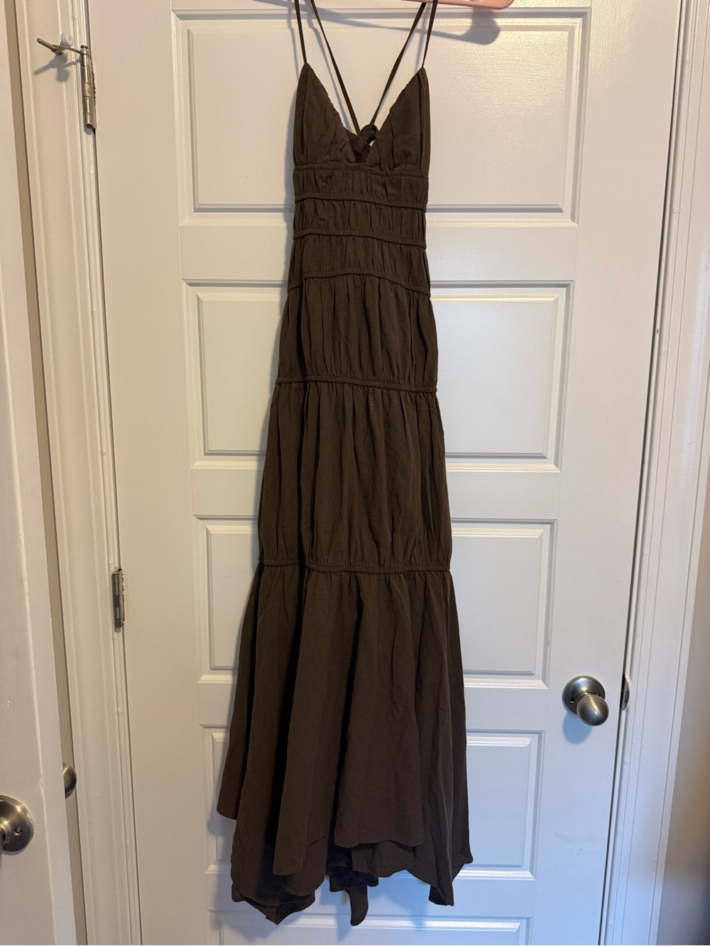 SNDYS Tahlia Dress Brown Spaghetti-Strap Midi Dress with Smocked Bodice Sz Small - Picture 5 of 8